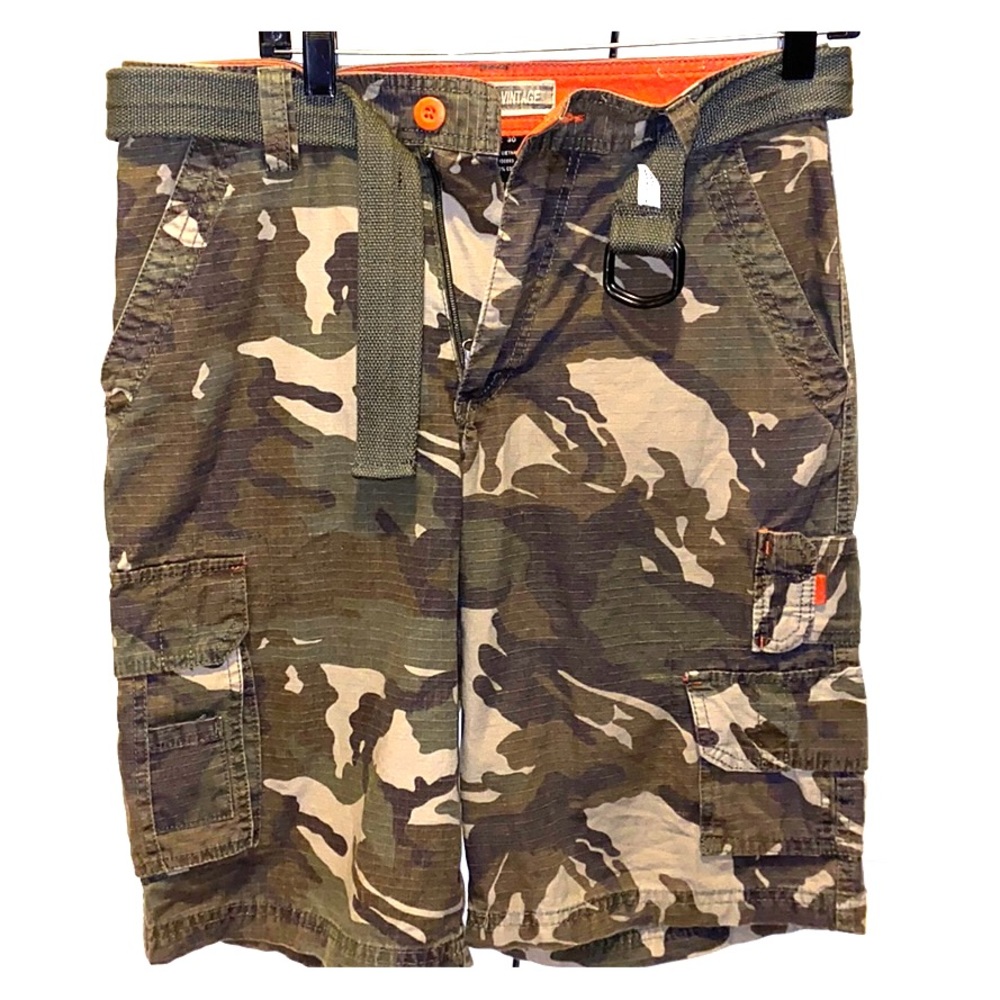Cargo vintage camouflage shorts size 30